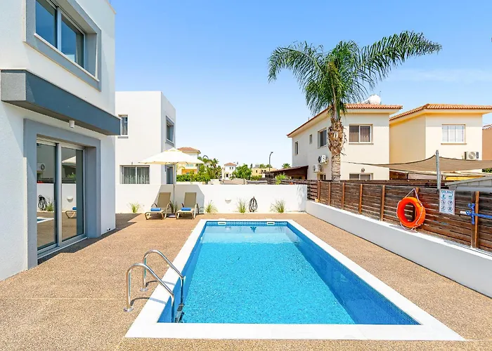 Villa Seabreeze Artemis By Ezoria *