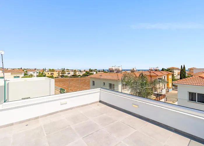 Seabreeze Artemis By Ezoria Villa Protarász