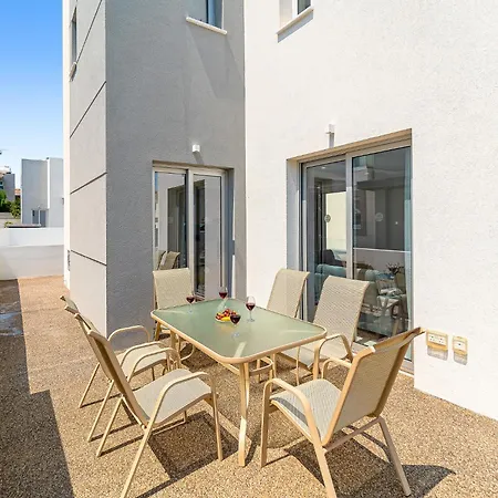 Seabreeze Artemis By Ezoria Villa Protaras