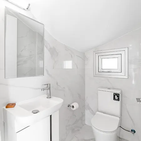 Seabreeze Artemis By Ezoria Villa Protaras