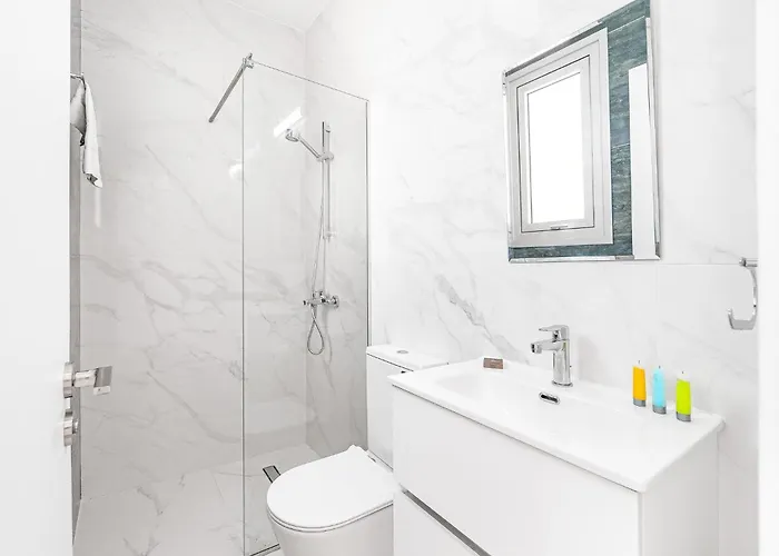 Villa Seabreeze Artemis By Ezoria *