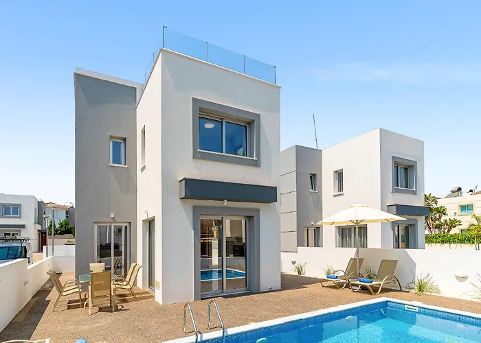 Seabreeze Artemis By Ezoria Villa