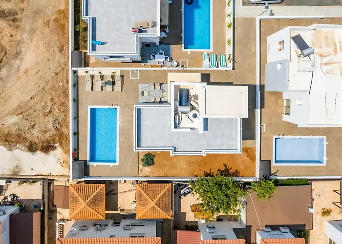 Seabreeze Artemis By Ezoria Villa *