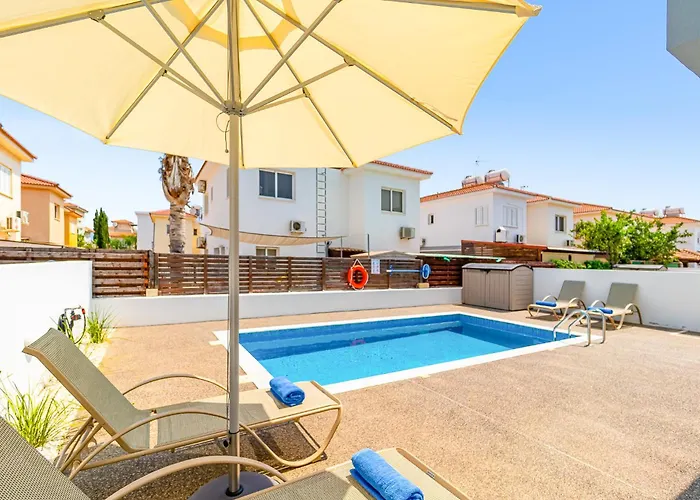 Seabreeze Artemis By Ezoria Villa Protaras